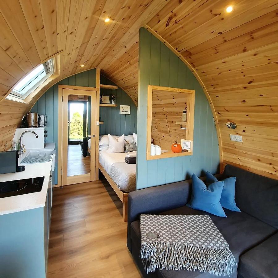 Вилла Odli Glamping - Luxury Glamping Pod Уэлшпул Экстерьер фото